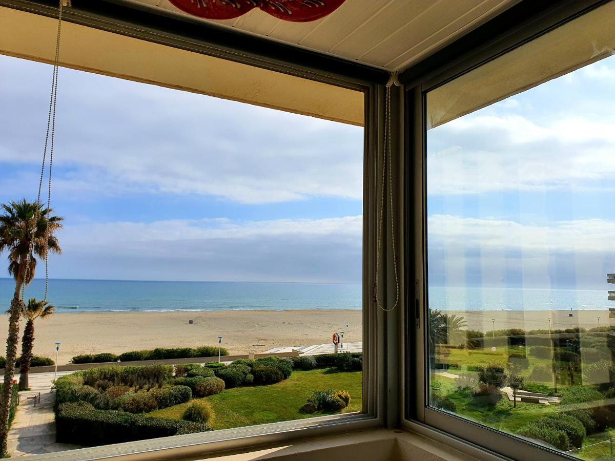 Apartment Face A La Les Pieds Dans L'eau Canet-en-Roussillon